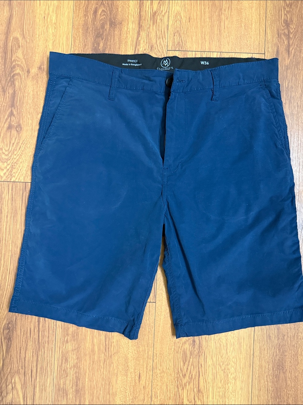 Men's Navy Flat-Front Stretch Shorts